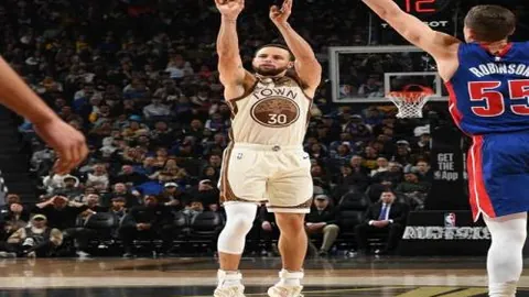 罗马媒体曝光：球队虽愤慨仍放弃对胡梅尔斯红牌上诉欧足联